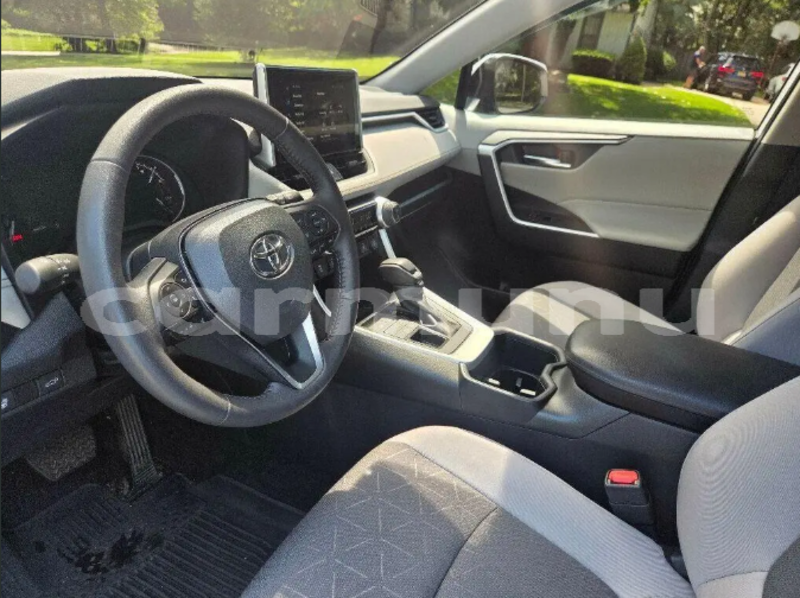 Big with watermark toyota rav4 region du niari dolisie 9464