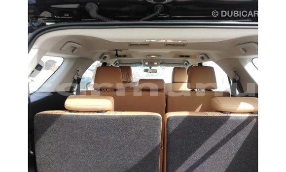 Acheter Import Voiture Toyota Fortuner Noir à Import - Dubai, Région de la Bouenza Acheter Import Voiture Toyota Fortuner Noir à Import - Dubai, Région de la Bouenza