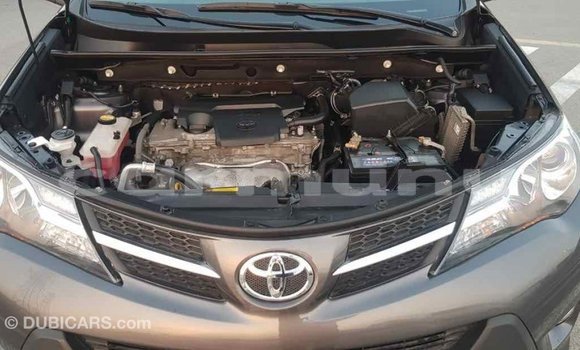 Buy Import Toyota Highlander Other Car in Import - Dubai in Region of Bouenza Buy Import Toyota Highlander Other Car in Import - Dubai in Region of Bouenza