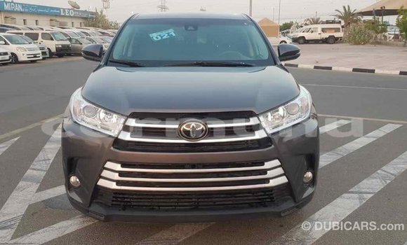 Buy Import Toyota Highlander Other Car in Import - Dubai in Region of Bouenza Buy Import Toyota Highlander Other Car in Import - Dubai in Region of Bouenza