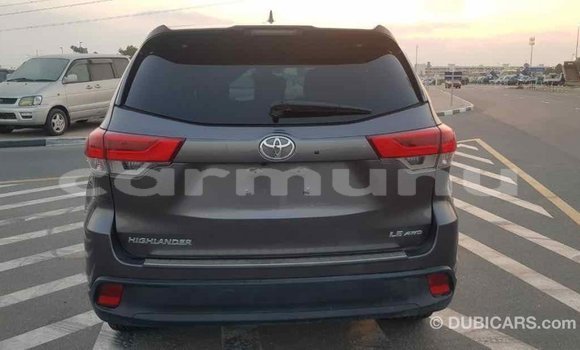 Buy Import Toyota Highlander Other Car in Import - Dubai in Region of Bouenza Buy Import Toyota Highlander Other Car in Import - Dubai in Region of Bouenza