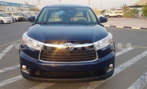 Buy Import Toyota Highlander Blue Car in Import - Dubai in Region of Bouenza Buy Import Toyota Highlander Blue Car in Import - Dubai in Region of Bouenza