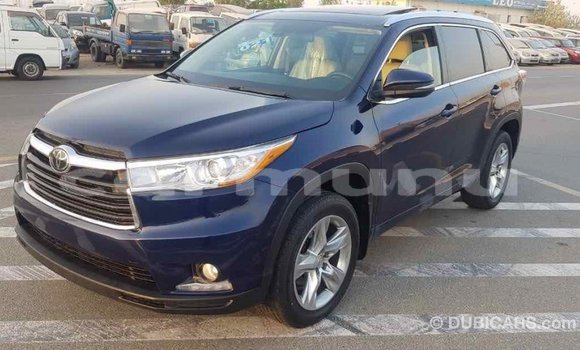 Buy Import Toyota Highlander Blue Car in Import - Dubai in Region of Bouenza Buy Import Toyota Highlander Blue Car in Import - Dubai in Region of Bouenza