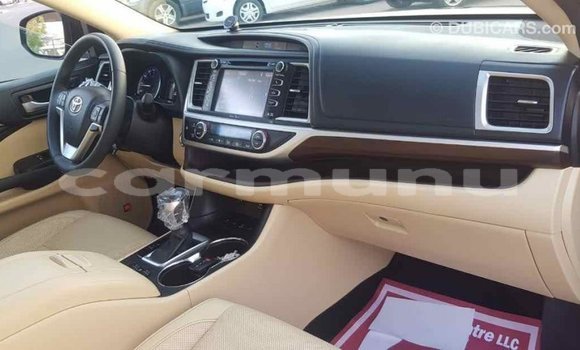 Buy Import Toyota Highlander Blue Car in Import - Dubai in Region of Bouenza Buy Import Toyota Highlander Blue Car in Import - Dubai in Region of Bouenza
