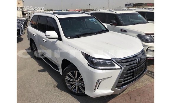 Acheter Import Voiture Lexus LX Blanc à Import - Dubai, Région de la Bouenza Acheter Import Voiture Lexus LX Blanc à Import - Dubai, Région de la Bouenza