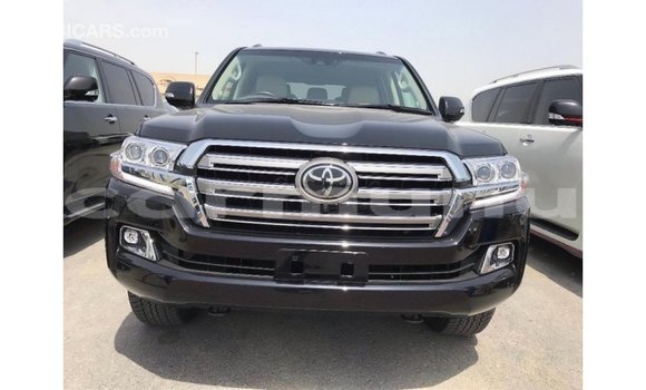 Acheter Import Voiture Toyota Land Cruiser Noir à Import - Dubai, Région de la Bouenza Acheter Import Voiture Toyota Land Cruiser Noir à Import - Dubai, Région de la Bouenza