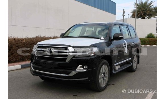 Buy Import Toyota Land Cruiser Black Car in Import - Dubai in Region of Bouenza Buy Import Toyota Land Cruiser Black Car in Import - Dubai in Region of Bouenza