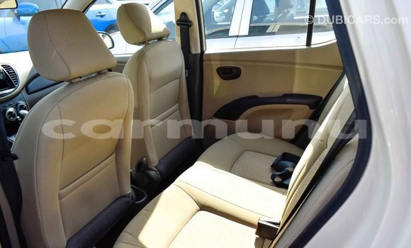 Acheter Import Voiture Hyundai i10 Beige à Import - Dubai, Région de la Bouenza Acheter Import Voiture Hyundai i10 Beige à Import - Dubai, Région de la Bouenza
