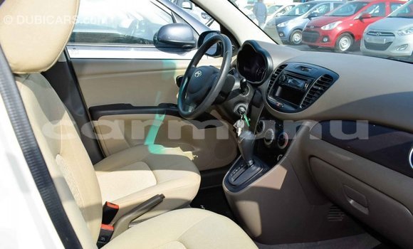 Acheter Import Voiture Hyundai i10 Beige à Import - Dubai, Région de la Bouenza Acheter Import Voiture Hyundai i10 Beige à Import - Dubai, Région de la Bouenza