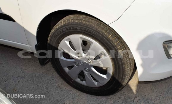 Acheter Import Voiture Hyundai i10 Blanc à Import - Dubai, Région de la Bouenza Acheter Import Voiture Hyundai i10 Blanc à Import - Dubai, Région de la Bouenza