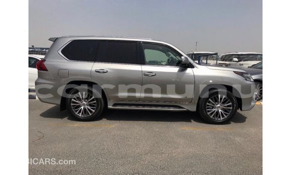 Buy Import Lexus LX Other Car in Import - Dubai in Region of Bouenza Buy Import Lexus LX Other Car in Import - Dubai in Region of Bouenza