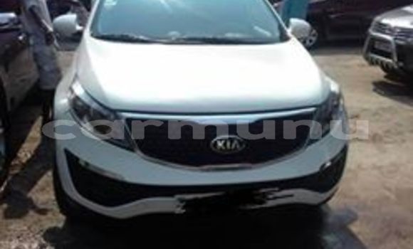 Acheter Occasion Voiture Kia Sportage Blanc à Brazzaville, Commune de Brazzaville Acheter Occasion Voiture Kia Sportage Blanc à Brazzaville, Commune de Brazzaville