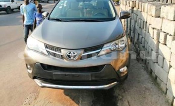 Acheter Occasion Voiture Toyota RAV4 Autre à Brazzaville, Commune de Brazzaville Acheter Occasion Voiture Toyota RAV4 Autre à Brazzaville, Commune de Brazzaville