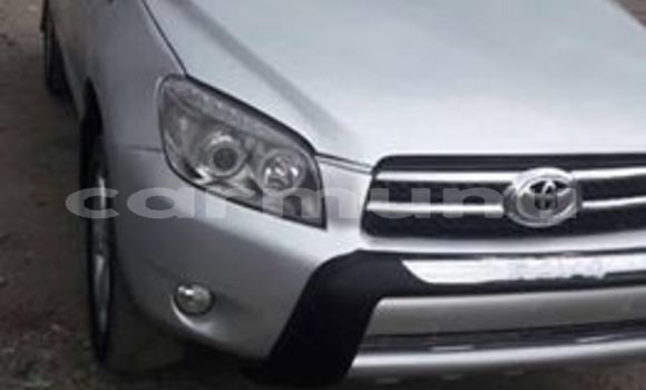 Acheter Occasion Voiture Toyota RAV4 Gris à Brazzaville, Commune de Brazzaville Acheter Occasion Voiture Toyota RAV4 Gris à Brazzaville, Commune de Brazzaville