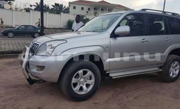 Acheter Occasion Voiture Toyota Land Cruiser Prado Gris à Brazzaville, Commune de Brazzaville Acheter Occasion Voiture Toyota Land Cruiser Prado Gris à Brazzaville, Commune de Brazzaville