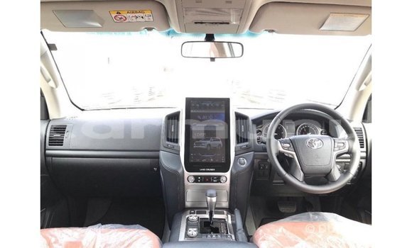 Buy Import Toyota Land Cruiser Black Car in Import - Dubai in Region of Bouenza Buy Import Toyota Land Cruiser Black Car in Import - Dubai in Region of Bouenza