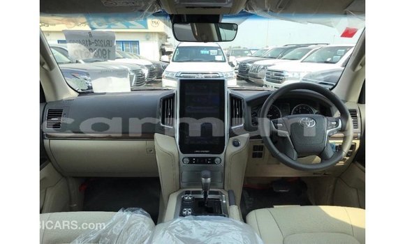 Acheter Import Voiture Toyota Land Cruiser Autre à Import - Dubai, Région de la Bouenza Acheter Import Voiture Toyota Land Cruiser Autre à Import - Dubai, Région de la Bouenza