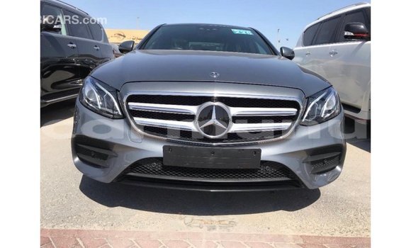 Buy Import Mercedes-Benz 200 Other Car in Import - Dubai in Region of Bouenza Buy Import Mercedes-Benz 200 Other Car in Import - Dubai in Region of Bouenza