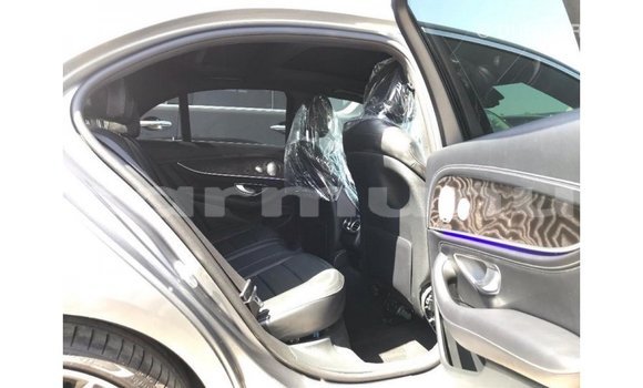 Buy Import Mercedes-Benz 200 Other Car in Import - Dubai in Region of Bouenza Buy Import Mercedes-Benz 200 Other Car in Import - Dubai in Region of Bouenza