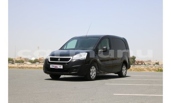 Acheter Import Voiture Peugeot Partner Noir à Import - Dubai, Région de la Bouenza