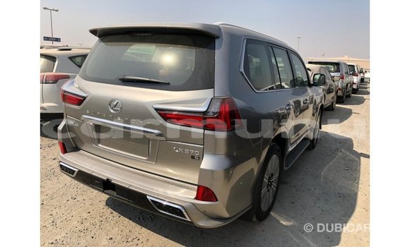 Acheter Import Voiture Lexus LX Autre à Import - Dubai, Région de la Bouenza Acheter Import Voiture Lexus LX Autre à Import - Dubai, Région de la Bouenza