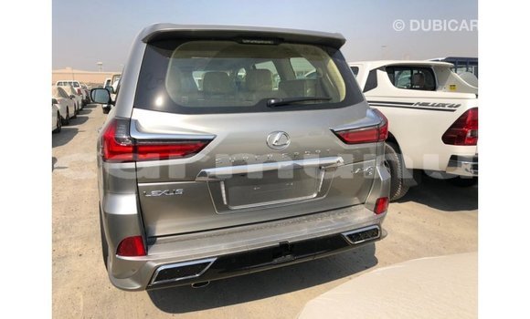 Acheter Import Voiture Lexus LX Autre à Import - Dubai, Région de la Bouenza Acheter Import Voiture Lexus LX Autre à Import - Dubai, Région de la Bouenza