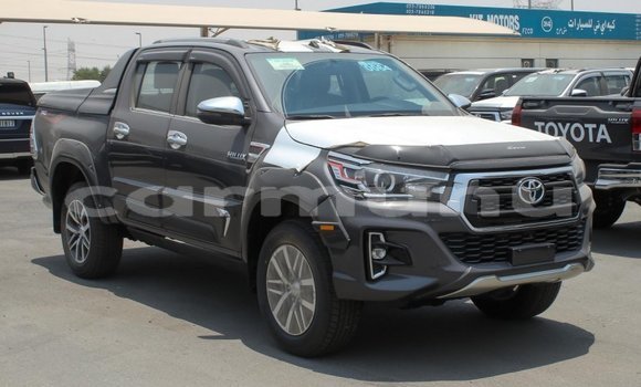 Buy Import Toyota Hilux Black Car in Import - Dubai in Region of Bouenza Buy Import Toyota Hilux Black Car in Import - Dubai in Region of Bouenza