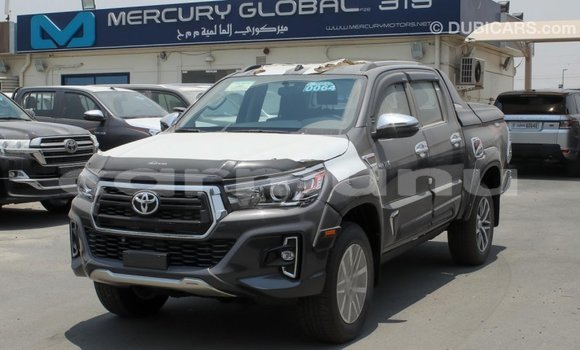 Buy Import Toyota Hilux Black Car in Import - Dubai in Region of Bouenza Buy Import Toyota Hilux Black Car in Import - Dubai in Region of Bouenza