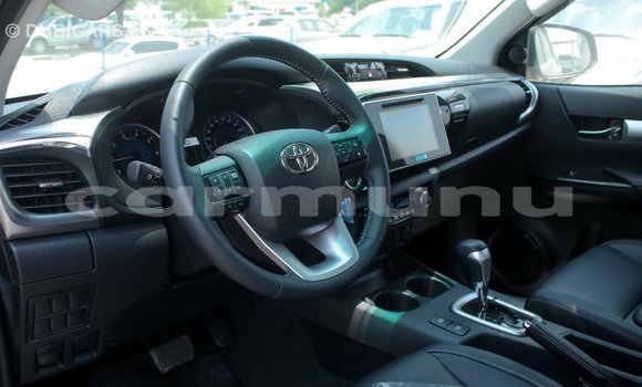 Buy Import Toyota Hilux Black Car in Import - Dubai in Region of Bouenza Buy Import Toyota Hilux Black Car in Import - Dubai in Region of Bouenza