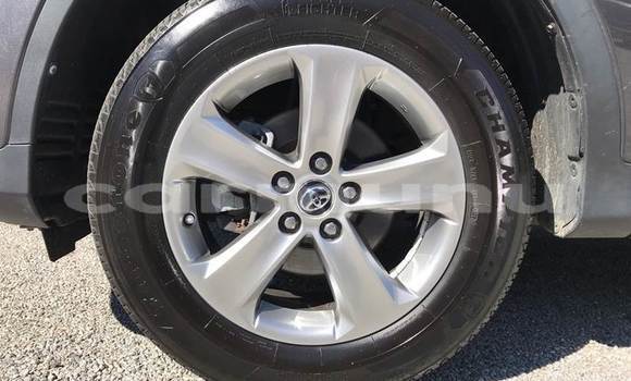 Buy Used Toyota RAV4 Beige Car in Brazzaville in Municipality of Brazzaville Buy Used Toyota RAV4 Beige Car in Brazzaville in Municipality of Brazzaville