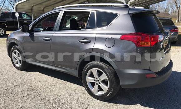 Buy Used Toyota RAV4 Beige Car in Brazzaville in Municipality of Brazzaville Buy Used Toyota RAV4 Beige Car in Brazzaville in Municipality of Brazzaville