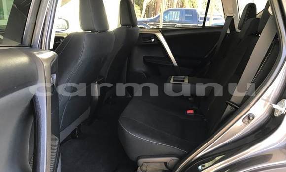 Buy Used Toyota RAV4 Beige Car in Brazzaville in Municipality of Brazzaville Buy Used Toyota RAV4 Beige Car in Brazzaville in Municipality of Brazzaville
