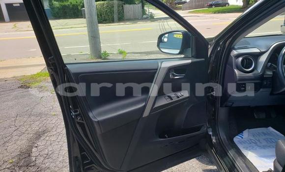 Buy Used Toyota RAV4 Beige Car in Brazzaville in Municipality of Brazzaville Buy Used Toyota RAV4 Beige Car in Brazzaville in Municipality of Brazzaville