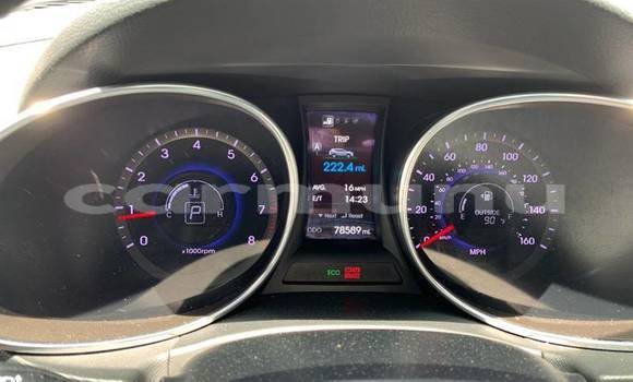 Buy Used Hyundai Santa Fe Green Car in Brazzaville in Municipality of Brazzaville Buy Used Hyundai Santa Fe Green Car in Brazzaville in Municipality of Brazzaville