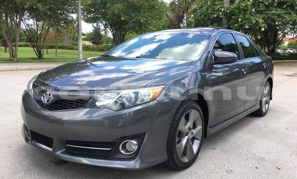 Buy Used Toyota Camry Beige Car in Brazzaville in Municipality of Brazzaville Buy Used Toyota Camry Beige Car in Brazzaville in Municipality of Brazzaville