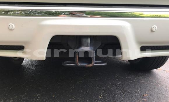 Buy Used Toyota 4Runner Green Car in Brazzaville in Municipality of Brazzaville Buy Used Toyota 4Runner Green Car in Brazzaville in Municipality of Brazzaville
