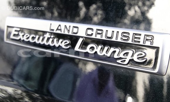 Acheter Import Voiture Toyota Land Cruiser Noir à Import - Dubai, Région de la Bouenza Acheter Import Voiture Toyota Land Cruiser Noir à Import - Dubai, Région de la Bouenza