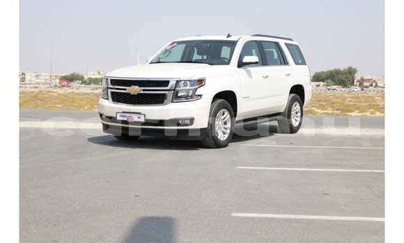 Acheter Import Voiture Chevrolet Tahoe Blanc à Import - Dubai, Région de la Bouenza